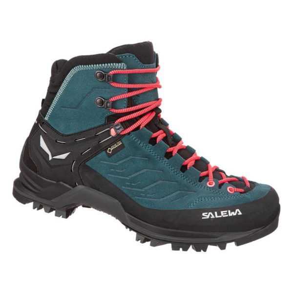Trekking boots - what kind to choose